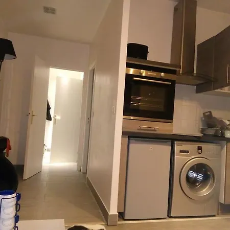 Petit Cocon En Plein Coeur De Parigi